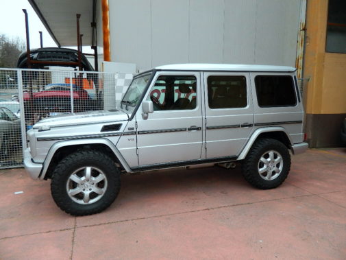 Mercedes G 500 V8 powered by 9000 Giri