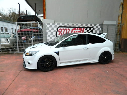 Ford Focus Rs 2.5 Turbo powered by 9000 Giri