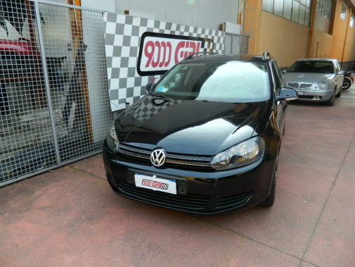 Vw Golf VI Variant 1.6 Tdi powered by 9000 Giri