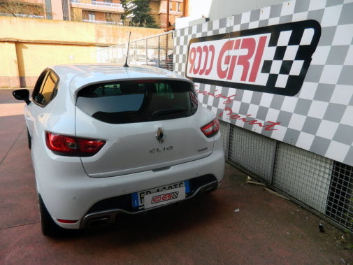 Renault Clio Rs Trophy powered by 9000 Giri