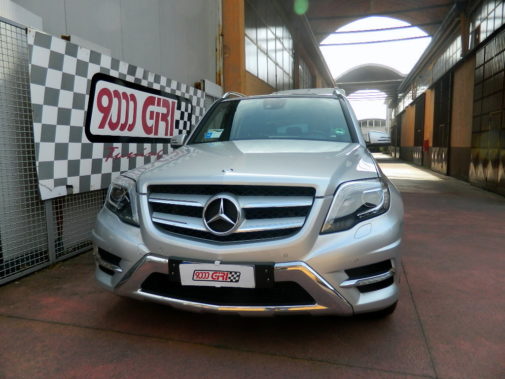 Mercedes Glk 220 cdi powered by 9000 Giri