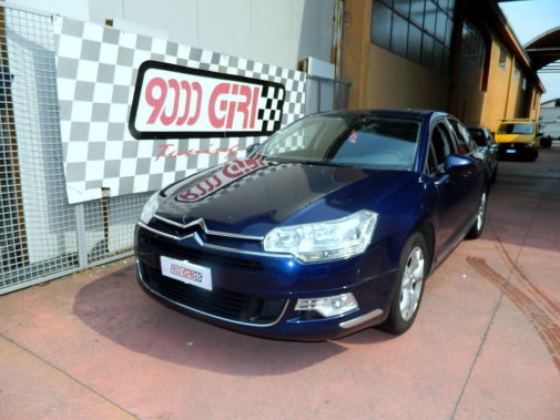 Citroen C5 2.0 Hdi powered by 9000 Giri