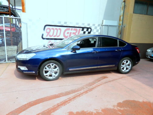 Citroen C5 2.0 Hdi powered by 9000 Giri