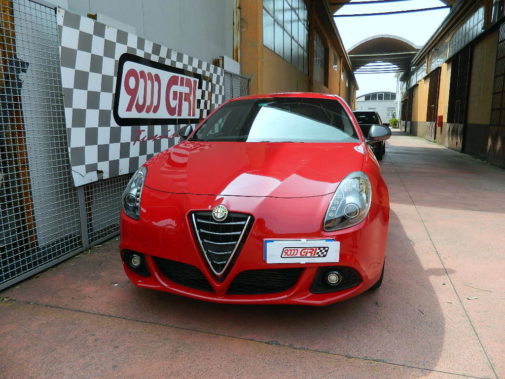 Alfa Romeo Giulietta 1.750 q.v. powered by 9000 Giri