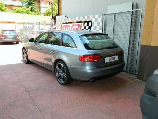 Audi A4 3.0 tdi Avant powered by 9000 Giri