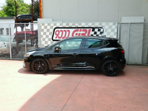 Renault Clio Rs Trophy powered by 9000 Giri