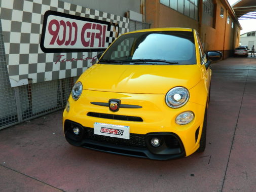 Fiat 500 Abarth 595 Competizione powered by 9000 Giri