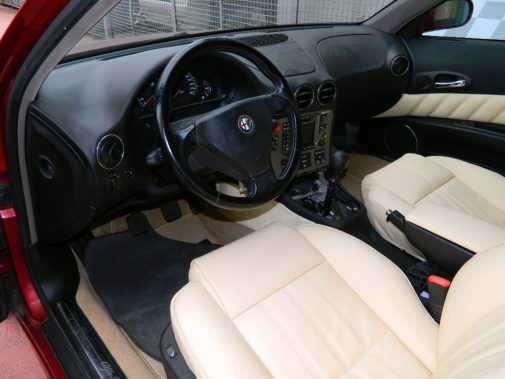 Alfa 166 2.0 v6 turbo powered by 9000 Giri