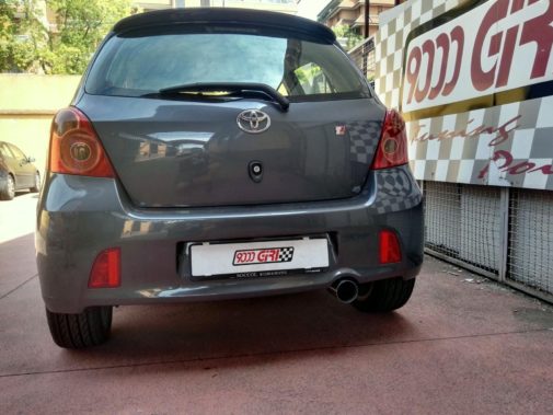 Toyota Yaris 1.8 Vvt-i powered by 9000 Giri