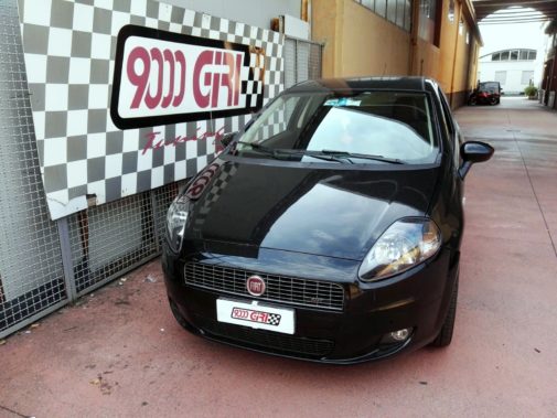 Fiat Grande Punto 1.4 Tjet powered by 9000 Giri