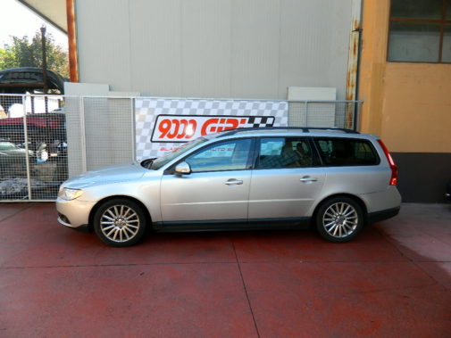 Volvo V70 D5 powered by 9000 Giri