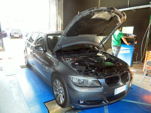 Bmw 320xd powered by 9000 Giri