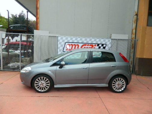 Fiat Grande Punto 1.3 Mjet powered by 9000 Giri