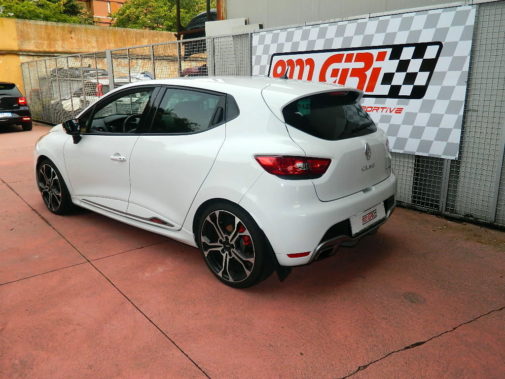 Renault Clio Rs Trophy powered by 9000 Giri
