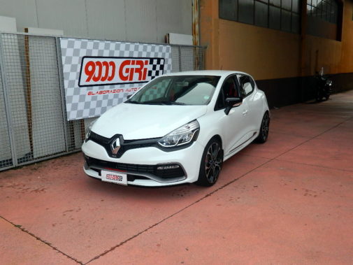 Renault Clio Rs Trophy powered by 9000 Giri