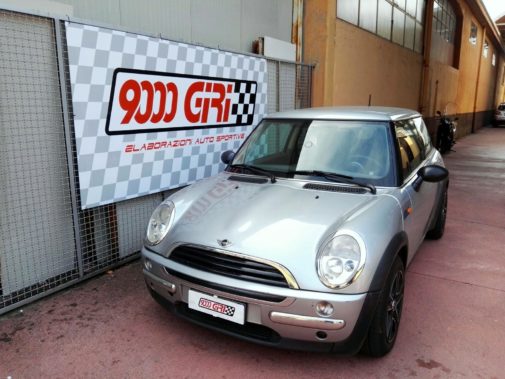 Mini Cooper 1.6 powered by 9000 Giri