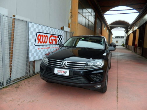 Vw Touareg 3.0 Tdi powered by 9000 Giri