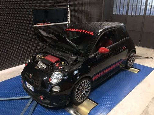 Fiat 500 Abarth powered by 9000 Giri