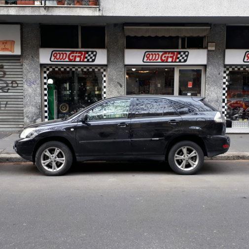 Lexus rx 420 powered by 9000 Giri