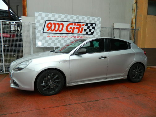 Alfa Romeo Giulietta 2.0 Jtdm powered by 9000 Giri