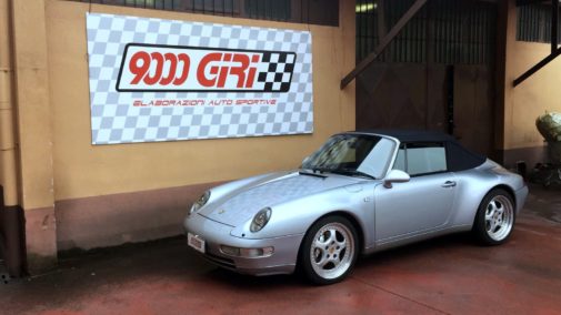 Porsche 993 Carrera 4 cabrio powered by 9000 Giri