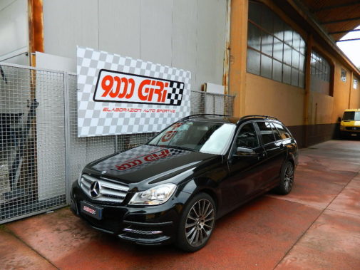 Mercedes c 220 cdi powered by 9000 Giri