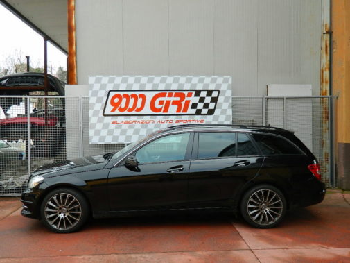 Mercedes c 220 cdi powered by 9000 Giri