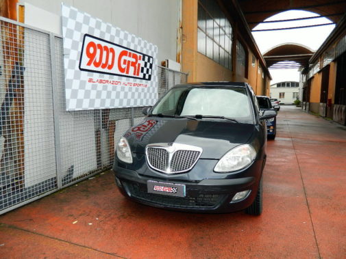 Lancia Ypsilon 1.3 Mjet powered by 9000 giri