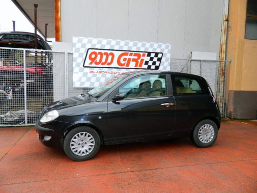 Lancia Ypsilon 1.3 Mjet powered by 9000 giri