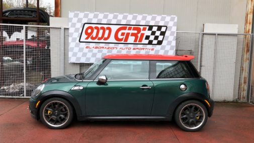 Mini Cooper S powered by 9000 Giri