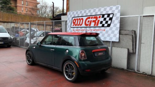 Mini Cooper S powered by 9000 Giri