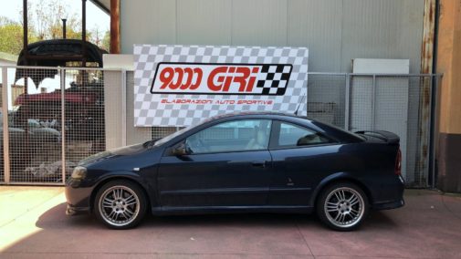 Opel Astra Turbo powered by 9000 Giri