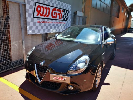 Alfa Romeo Giulietta powered by 9000 Giri
