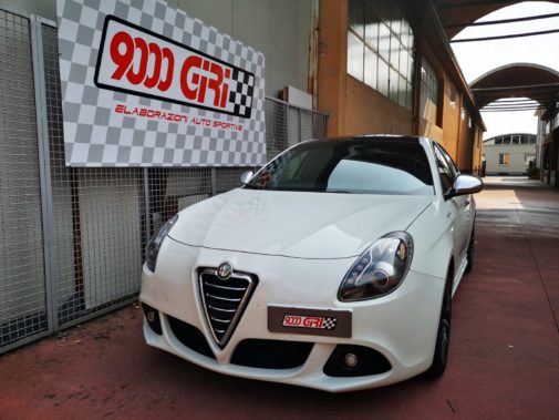 Alfa Romeo Giulietta powered by 9000 Giri