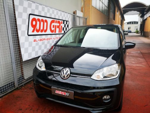 Vw Up powered by 9000 Giri