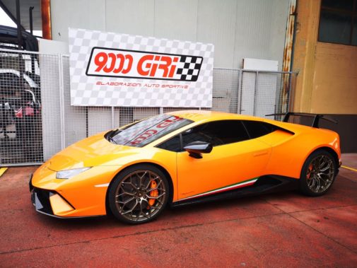 Lamborghini Huracan Performante 5.2 V10 640cv powered by 9000 Giri