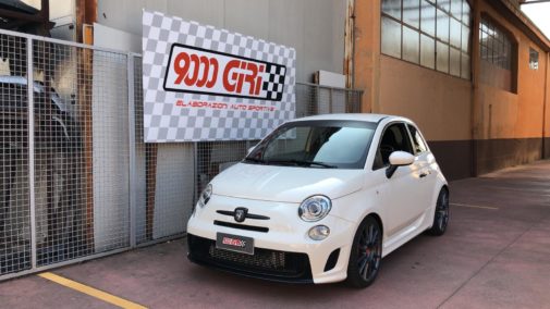 Fiat 500 Abarth powered by 9000 Giri