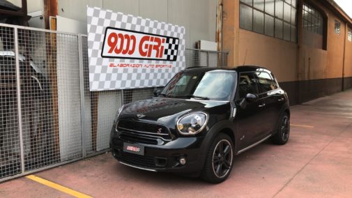 Mini Countryman Cooper S all 4 powered by 9000 Giri