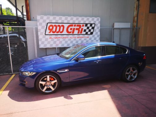 Jaguar Xe 2.0 td con turbina maggiorata