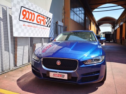 Jaguar Xe 2.0 td con turbina maggiorata