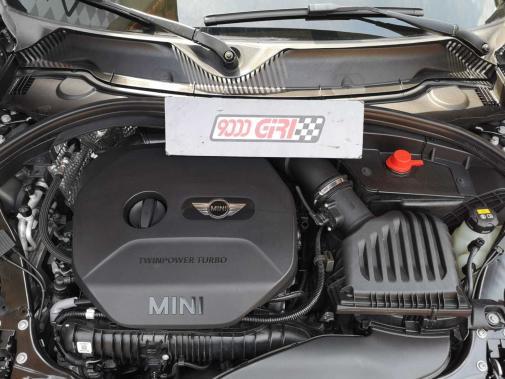 Mini Clubman Cooper S All4 powered by 9000 Giri