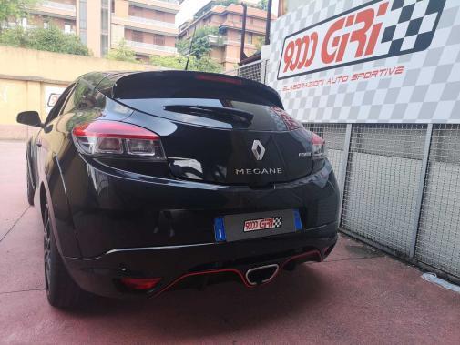 Renault Megane Rs powered by 9000 Giri