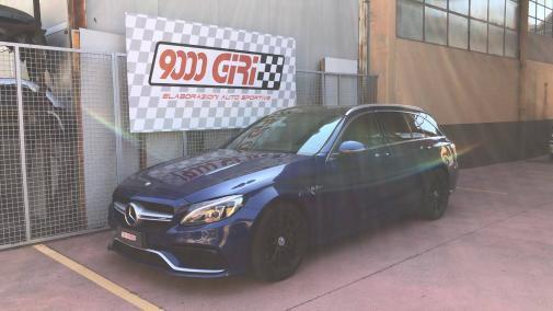 Mercedes C63 amg powered by 9000 Giri