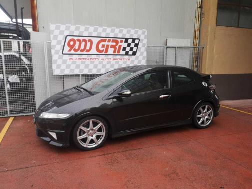 Honda Civic Type R powered by 9000 Giri