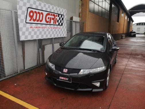 Honda Civic Type R powered by 9000 Giri
