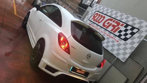 Opel Corsa 1.2 16v powered by 9000 Giri