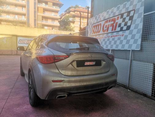 Infiniti Qx 30 2.2 td powered by 9000 Giri