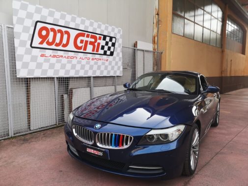 Bmw Z4 3.0 24v powered by 9000 Giri