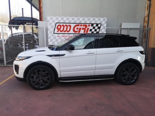 Range Rover Evoque 2.0 Si4 powered by 9000 Giri