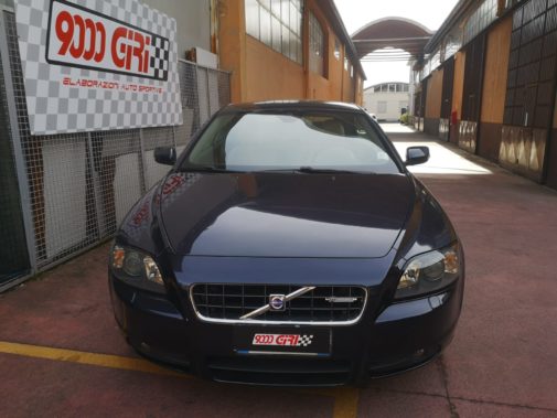 Volvo C70 2.4 D5 td powered by 9000 giri